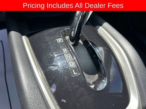 Used 2014 Nissan Rogue SV FWD image 10