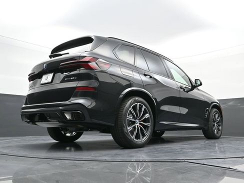 New 2026 BMW X5 xDrive50e w/ M Sport Package image 28