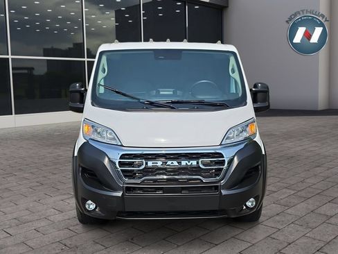 Used 2025 RAM ProMaster 2500 w/ U-Haul Equipment Group FWD image 8