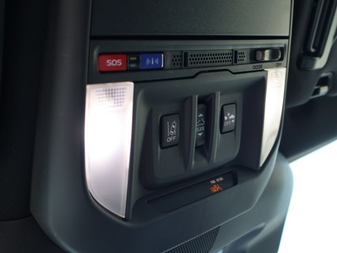 Used 2024 Subaru Forester Wilderness w/ Wilderness Package image 38