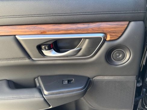 Used 2022 Honda CR-V Touring image 18