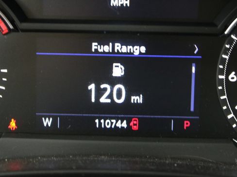 Used 2020 Cadillac XT4 Premium Luxury FWD image 16