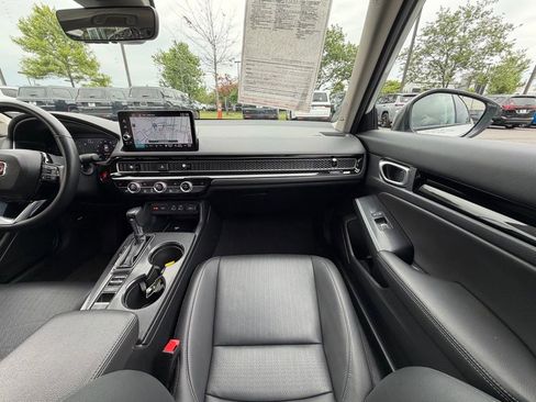 Used 2024 Honda Civic Touring image 18