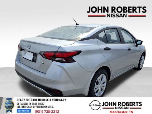 Used 2025 Nissan Versa S w/ Trunk Package image 16