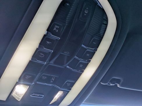 Used 2019 Porsche Macan S image 27