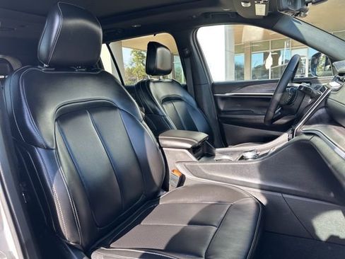 Certified 2024 Jeep Grand Cherokee L Limited w/ Luxury Tech Group II image 50