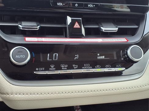 Certified 2026 Toyota Corolla XLE FWD image 15