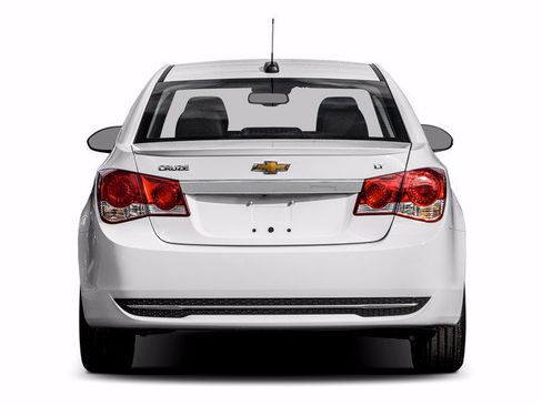 Used 2016 Chevrolet Cruze LT w/ Sun And Sound Package FWD image 8