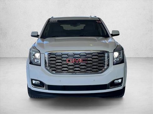 Used 2019 GMC Yukon XL Denali RWD image 7