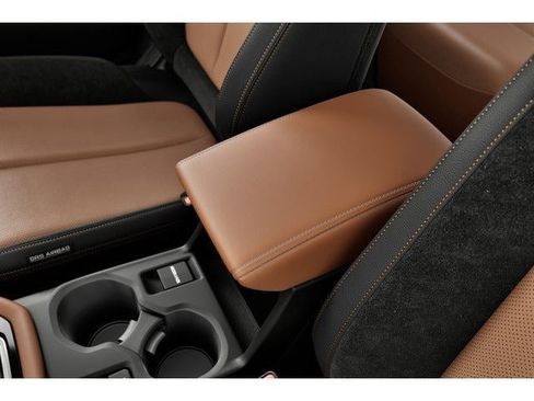 Certified 2025 Subaru Forester Touring w/ Protection Package AWD/4WD image 22