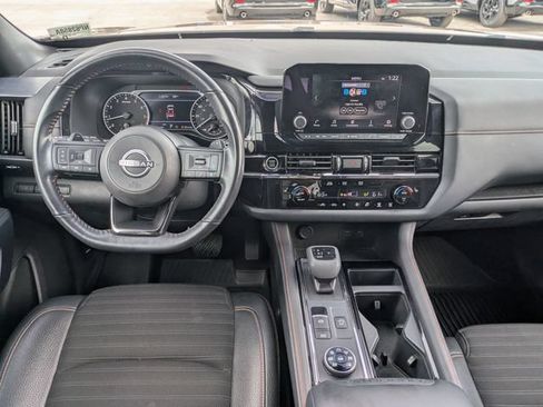 Used 2024 Nissan Pathfinder Rock Creek AWD/4WD image 32