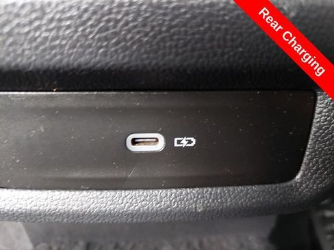 Used 2025 Volkswagen Taos SEL w/ Black Wheel Plus Package AWD/4WD image 19