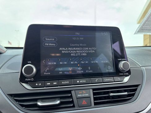 Used 2025 Nissan Altima 2.5 SR FWD image 23