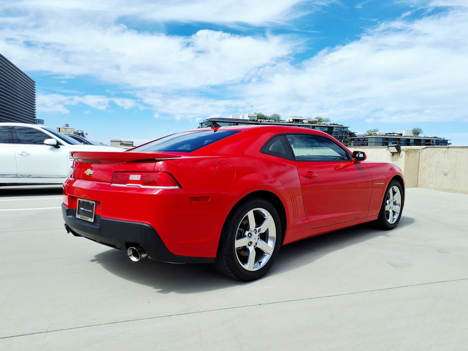Used 2015 Chevrolet Camaro LT w/ 1LT Preferred Package RWD image 5