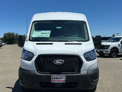 New 2026 Ford Transit 250 148 Medium Roof w/ Load Area Protection Package RWD image 8