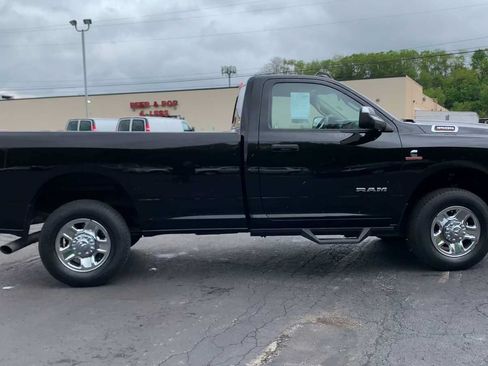 Used 2019 RAM 3500 Tradesman AWD/4WD image 9