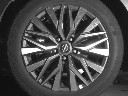 Used 2025 Nissan Altima 2.5 SV image 12