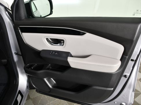 Certified 2025 Honda Pilot EX-L image 41