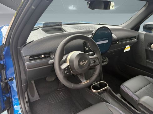 New 2025 MINI Cooper S image 4