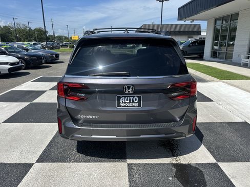 Used 2026 Honda Odyssey EX-L image 4