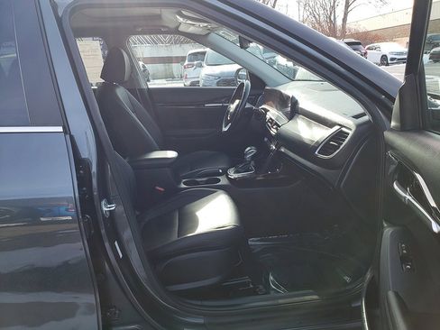 Used 2024 Kia Seltos EX image 19