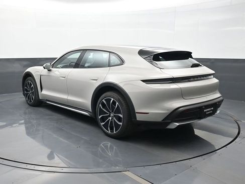 Certified 2023 Porsche Taycan 4S w/ Sport Chrono Package AWD/4WD image 3