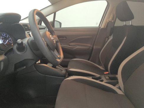 Used 2025 Nissan Versa S w/ Trunk Package FWD image 17