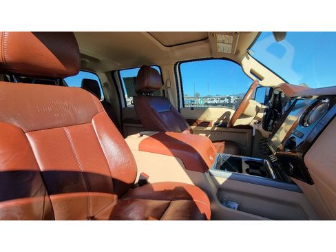 Used 2011 Ford F450 King Ranch w/ King Ranch w/Chrome Pkg image 13