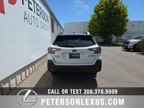 Used 2023 Subaru Outback Onyx Edition AWD/4WD image 5