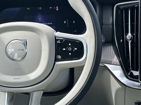 New 2026 Volvo XC90 B6 Ultra w/ Protection Package AWD/4WD image 9