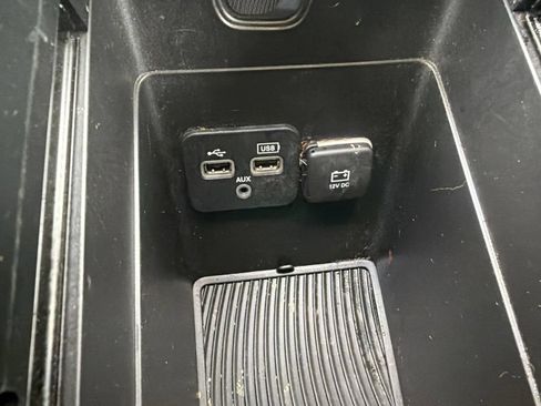Used 2017 Chrysler 200 LX w/ Touring Convenience Group FWD image 26
