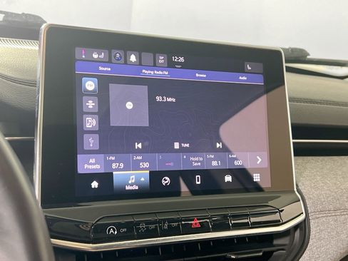 Used 2022 Jeep Compass Latitude w/ Sun and Sound Group image 14