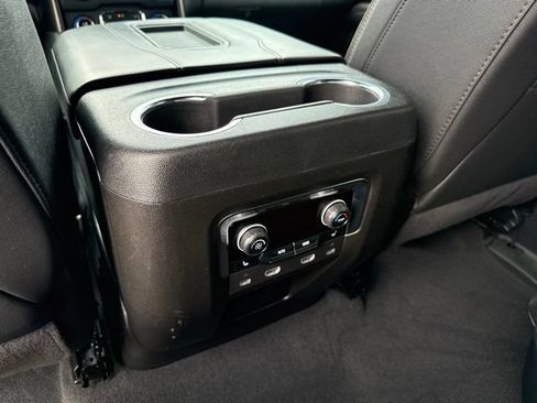 Used 2024 Chevrolet Tahoe High Country AWD/4WD image 19