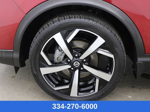 Used 2022 Nissan Rogue Sport SL image 27