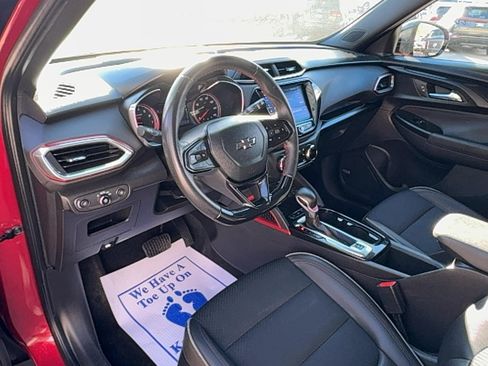 Used 2021 Chevrolet TrailBlazer RS w/ Technology Package image 23