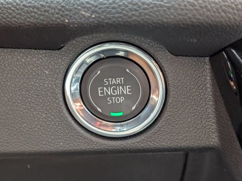 Used 2026 Chevrolet Traverse LT w/ Driver Confidence Package FWD image 26