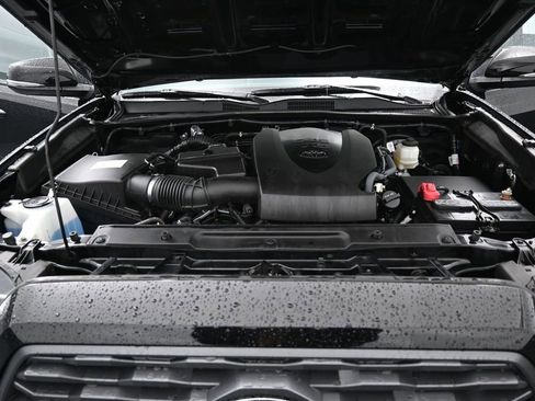 Certified 2023 Toyota Tacoma TRD Sport w/ Technology Package AWD/4WD image 34