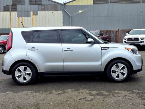 Used 2015 Kia Soul image 6