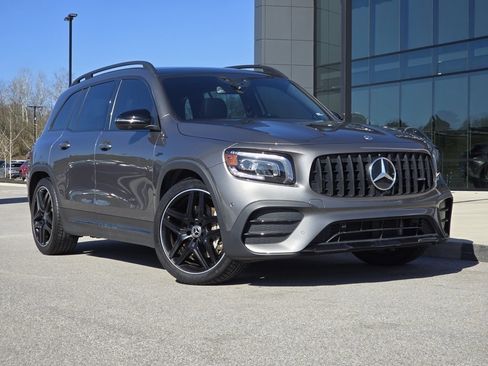 Used 2023 Mercedes-Benz GLB 35 AMG AMG GLB 35 image 2