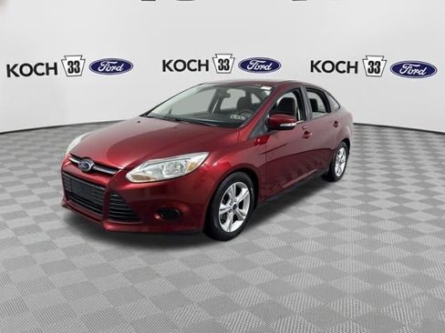 Used 2014 Ford Focus SE FWD image 3