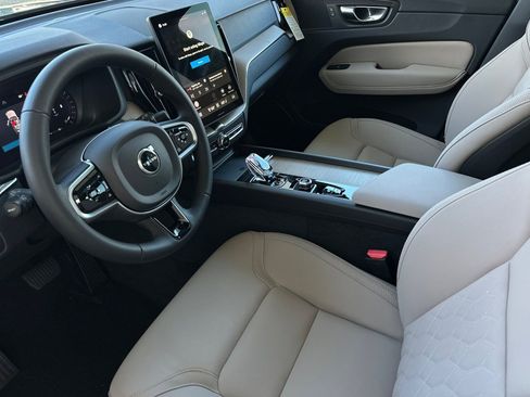 New 2026 Volvo XC60 B5 Plus w/ Climate Package AWD/4WD image 10