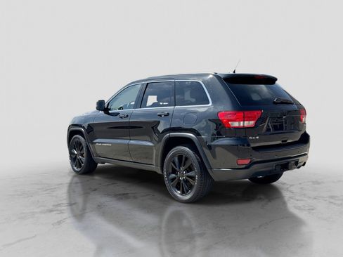 Used 2012 Jeep Grand Cherokee Altitude AWD/4WD image 4