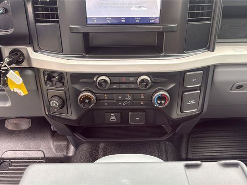 New 2026 Ford F250 XL RWD image 25
