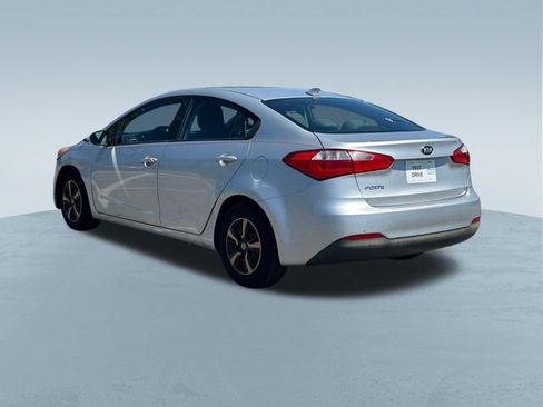 Used 2016 Kia Forte LX FWD image 5