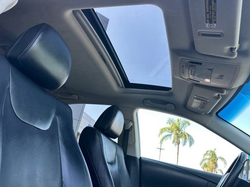 Used 2013 Lexus RX 450h AWD w/ Navigation Pkg image 23