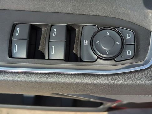 New 2025 Chevrolet Silverado 1500 LT image 25