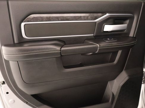 Used 2024 RAM 2500 Big Horn w/ Night Edition image 16