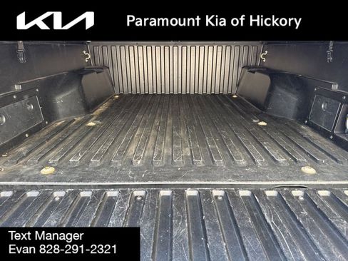 Used 2018 Toyota Tacoma TRD Sport w/ Technology Package image 11