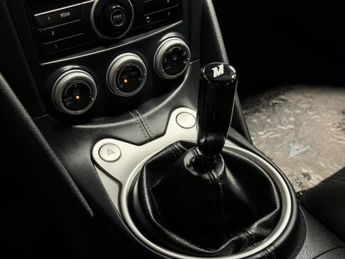 Used 2013 Nissan 370Z Coupe RWD image 12