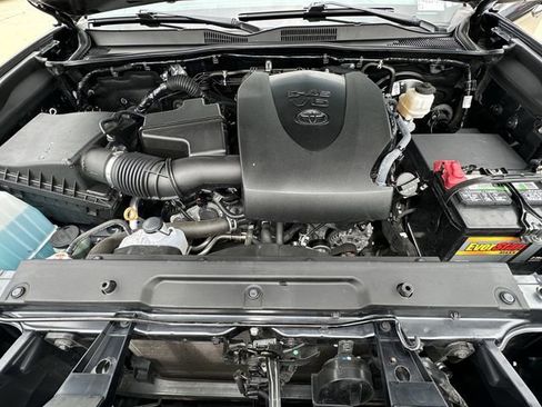 Certified 2023 Toyota Tacoma SR5 image 27